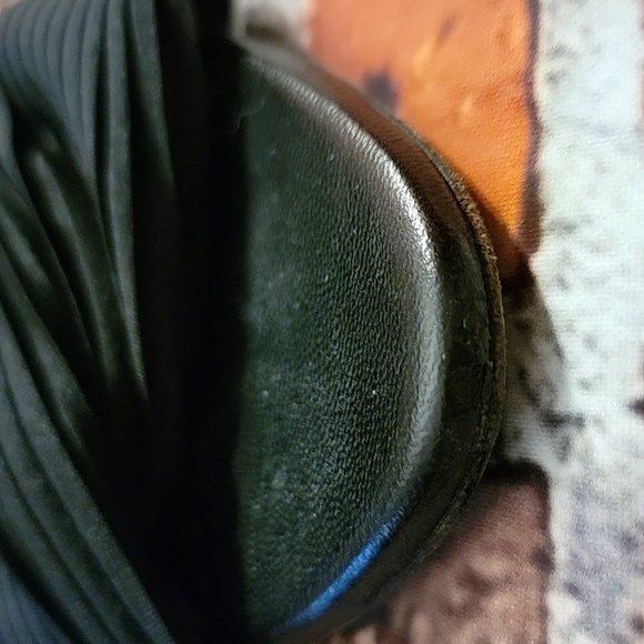 Gucci  Silk Ribbon Slip On Heels Size 7B - Picture 11 of 12